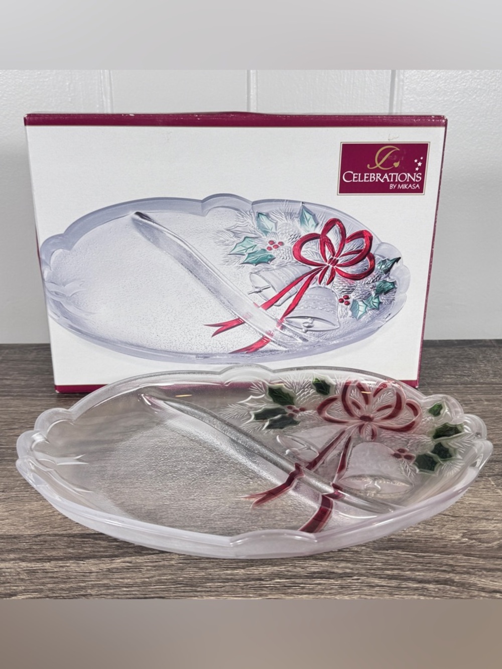 Celebration By Mikasa Divided Christmas Glass Plate